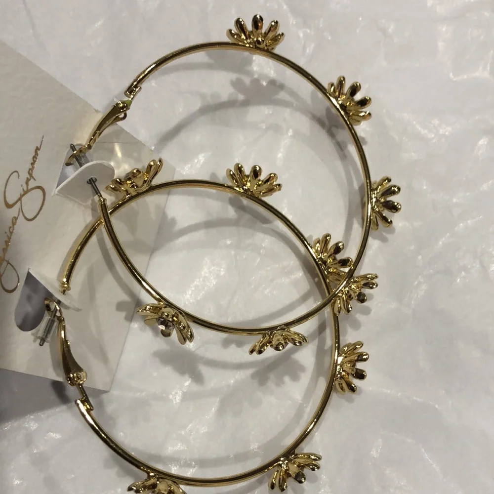 Jessica‎ Simpson cubic zirconia studded flower gold plated hoop earrings new